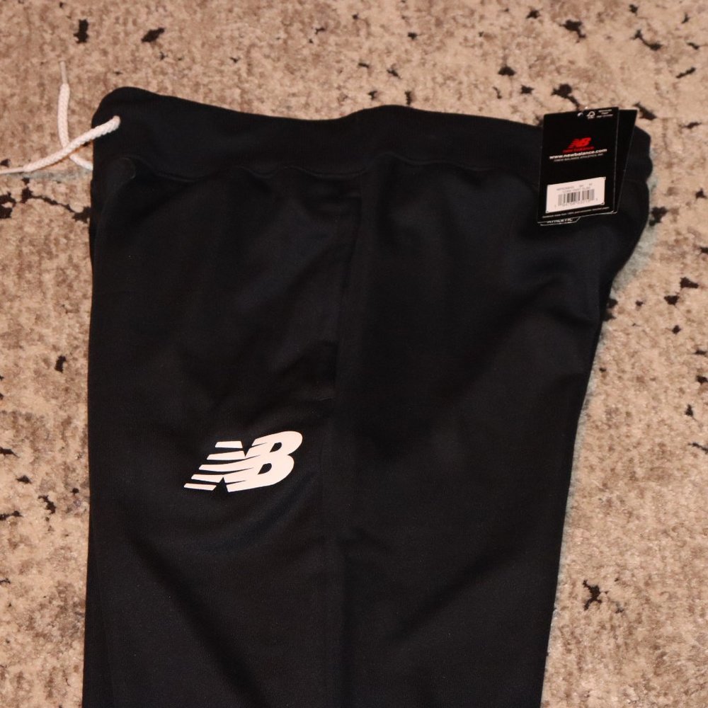 New Balance Men's Core Pant Slim Black - Medium